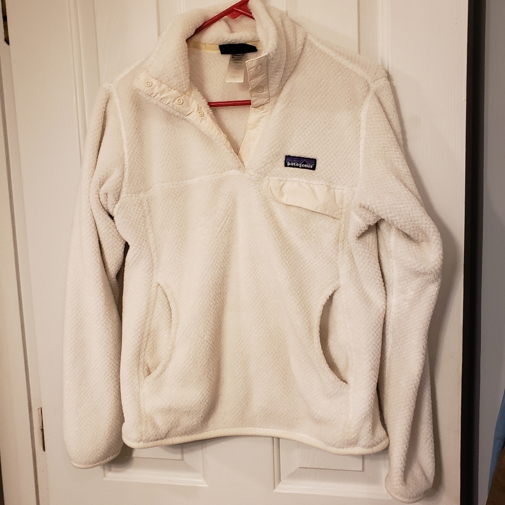 Cream Patagonia plush pullover